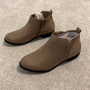 Top Moda Carrson Bootie NWT